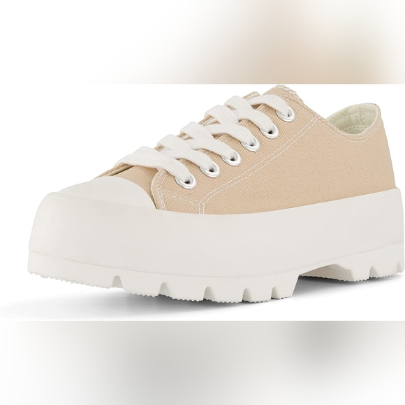 Cushionaire Shoes - Cushsionaire Women's Vasco Low Top Canvas Sneakers Size 10M